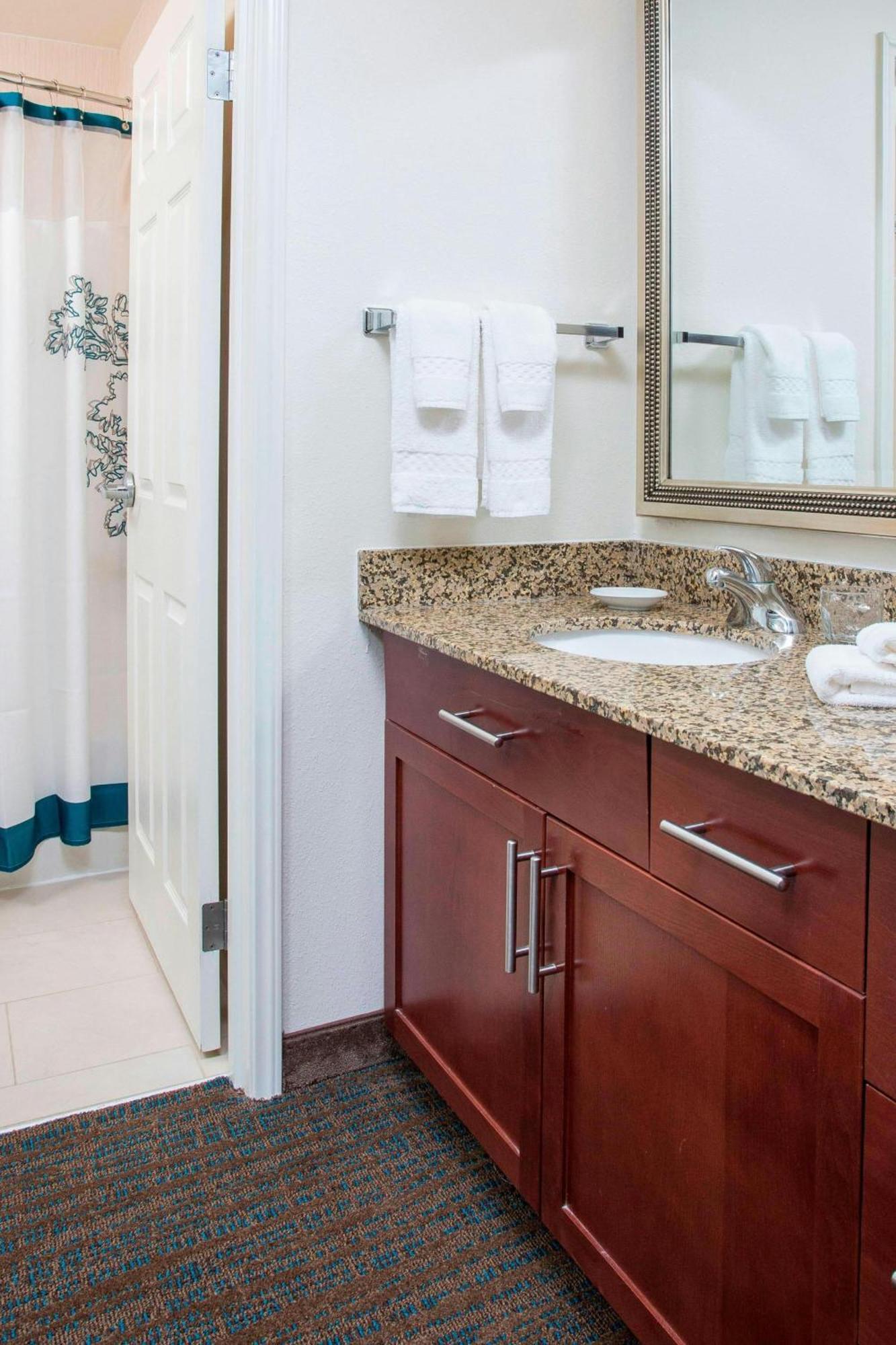 Residence Inn Topeka Ngoại thất bức ảnh